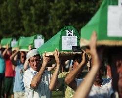 Bosnians to mark Srebrenica anniversary 