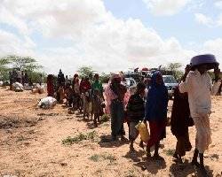 Somalis flee to Kenya in search of food 