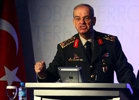 Turkish ex-army chief held in jail for trial 