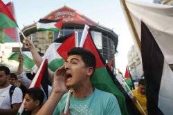 Ramallah holds rally for jailed Palestinians 