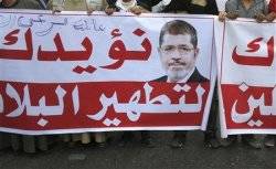 Morsi calls referendum on new constitution