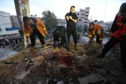 Israeli airstrike kills fighters in Gaza 