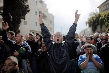 Palestinians slam bill restricting call to prayer