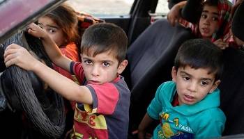  Thousands more Iraqis flee Mosul battles