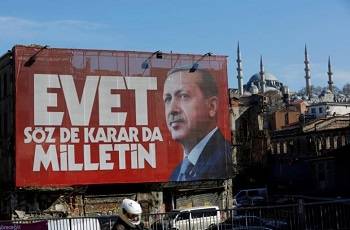 Turkey votes in key constitutional referendum