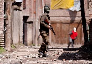 Kashmir: India forces seek to quash rights abuse videos