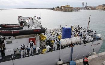 Italian coastguard: 3,000 rescued in Mediterranean Sea