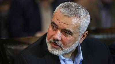 Haniyeh: Prisoners issue will remain priority for Hamas
