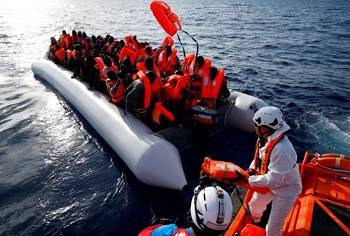 250 feared dead in the Mediterranean Sea