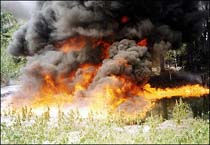 Gunmen Attack Nigerian Oil Pipelines