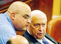 Police to Examine Laptop Data in Sharon Corruption Scandal 