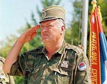 Kostunica Pledges Mladic will Be Handed over 