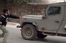 Israeli troops raid Nablus