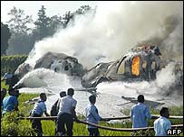 Indonesian jet explodes on runway