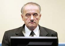 Court cuts jail term for Srebrenica army commander