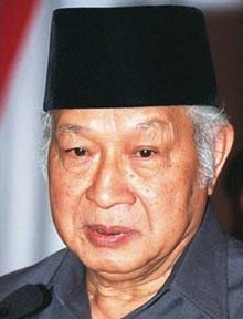 Suharto faces $1.5bn lawsuit