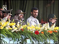 Ahmadinejad warns against attack 