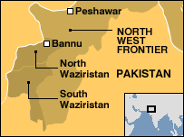 Suicide bomber strikes in Pakistan   