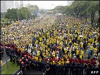 Tear gas fired at Malaysia rally