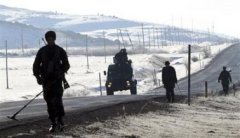 Turkish army kills Kurdish fighters   