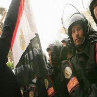 Clashes in Egypt strike stand-off  