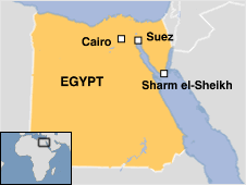 Tourists die in Egypt bus crash  