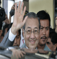 Mahathir quits Malaysia party          