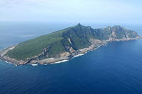 Taiwan ups pressure in islands row