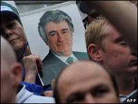 Hunt begins for Karadzic helpers 