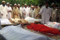 Civilians dead in Pakistan fighting 