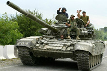 Russian tanks enter South Ossetia 