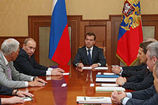 Medvedev recognises Georgian states 