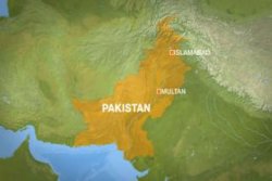 Dozens die in Pakistan road crash 