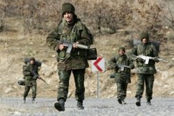 Turkish soldiers killed in clashes 