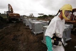 Men jailed over Ivorian toxic waste 