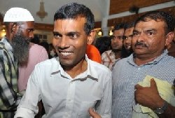 Ex-prisoner wins Maldives election 