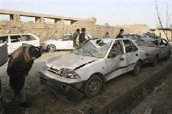 Afghans die in attack on US convoy 