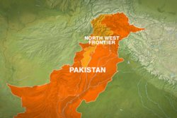 Blast hits Pakistani mourners 