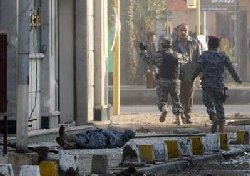 Blasts rock Iraqi capital 