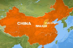 Mine blast kills Chinese workers 