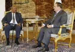 Al-Bashir travels to Cairo 