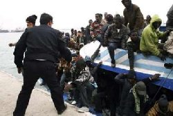 More than 200 migrants feared drowned off Libya