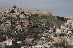 Settlers attack Palestinian homes, residents in Jerusalem