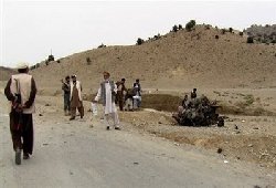 Taliban raids Afghan state offices 