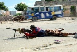 Somali fighters capture key town 