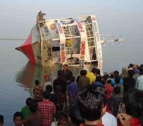 Bangladesh ferry death toll rises 