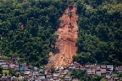 Death toll rises in Brazil mudslide 