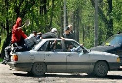 Deadly clashes erupt in Kyrgyzstan 