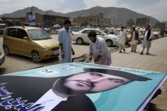 Security fears shutter Afghan polls