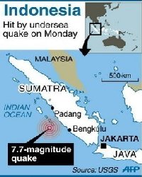 Deadly tsunami strikes Indonesia 